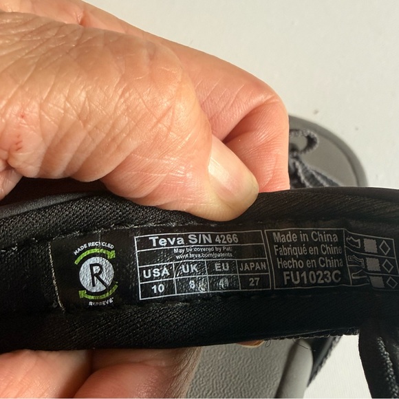 Teva Women's Hiking Sandals Black Gray Purple Size 10 Adjustable Sport Outdoor - Picture 5 of 9